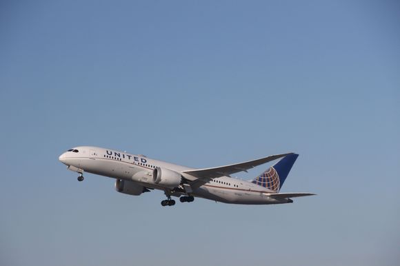 788 UA44 SFO-ZRH N27903 (15-Aug-19)