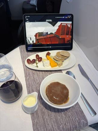LHR-IAD dessert & cheese