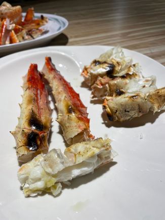 Grilled king crab