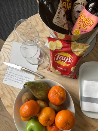 Inner Circle welcome amenity : beers are usually for S/O but those also suit his mother in law quite nicely