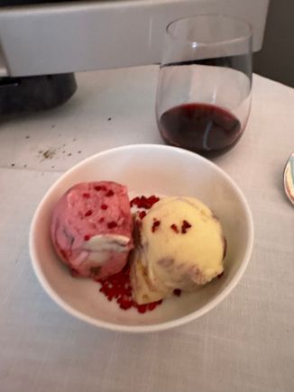 Frozen Yoghurt & Ice Cream