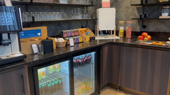 Coffee, tea, soft drinks