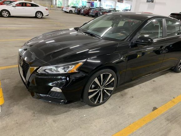 5-star lot Nissan
