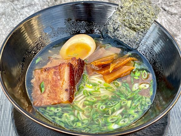Binchotan ramen
