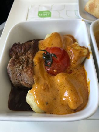 Braised Pork Tenderloin
gnocchi, creamy curry sauce, roasted cherry tomato, thyme jus
