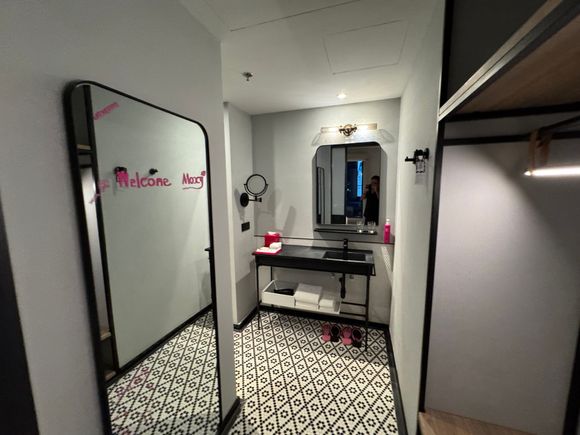 Suite aka Deluxe room - Bathroom