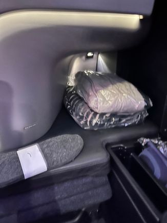 Foot well, blanket, and mattress pad