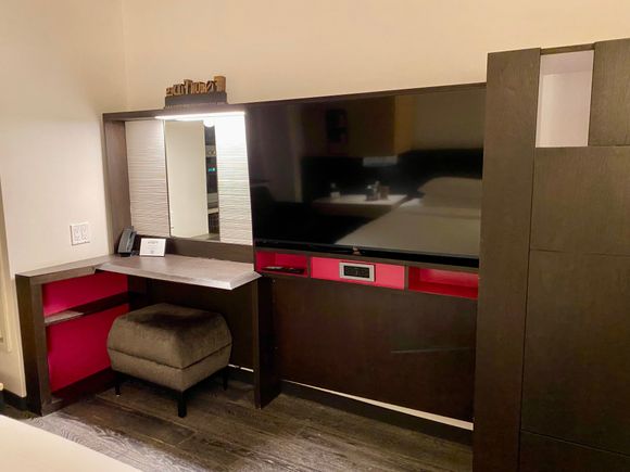 Small desk