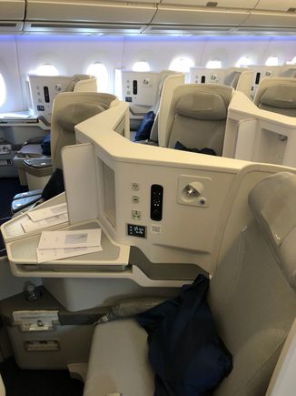 AY A350 middle seats