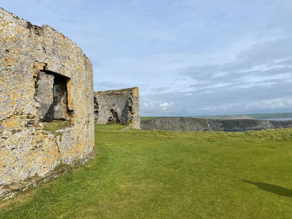 Ruins off the 6th green