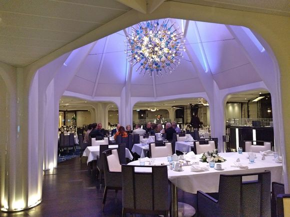 The main dining room. Open seating and no need to slip the MD money to get a nice table.