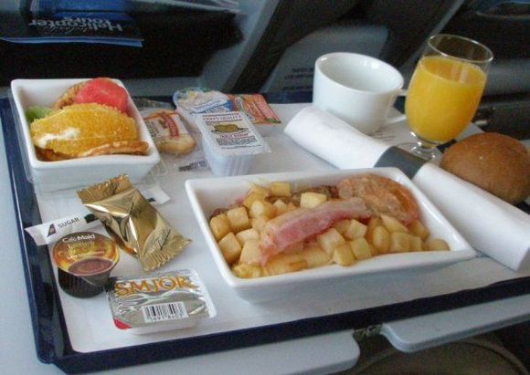 Icelandair C breakfast