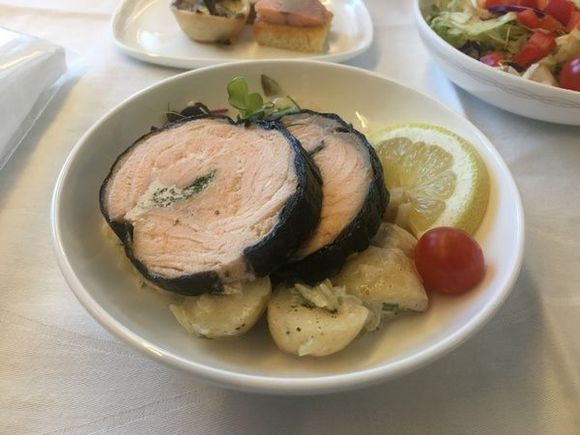 Cold salmon starter