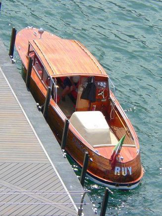 GHT - hotel's boat for touring