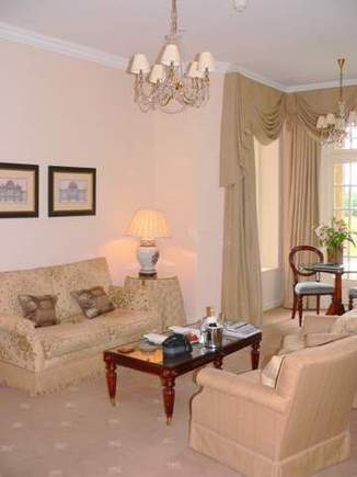 Juliet Sitting Room