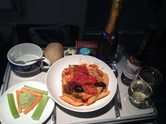 ALC - LHR. Club Europe. Dinner. 11/13.