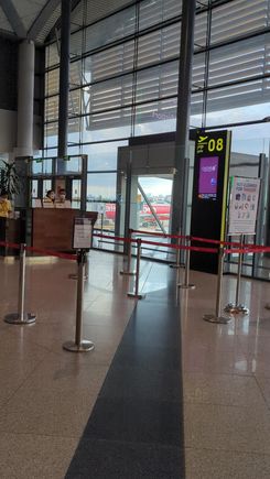 Gate
