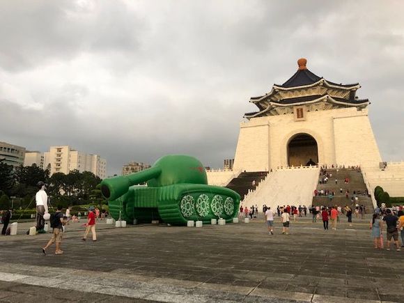Was in Taipei over the weekend and they had this subtle reminder on Democracy Boulevard.