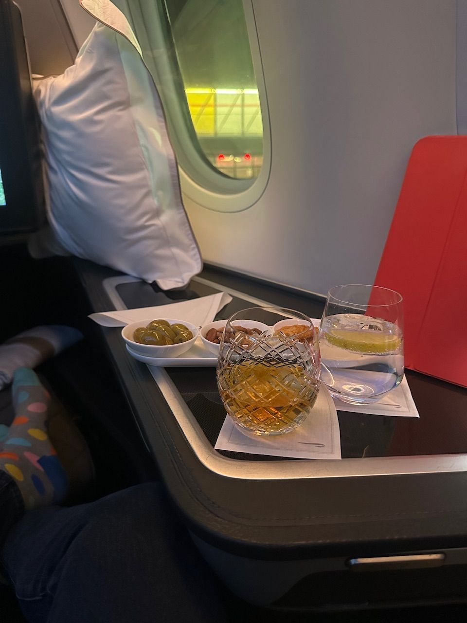 Pre-departure drinks and snacks. 