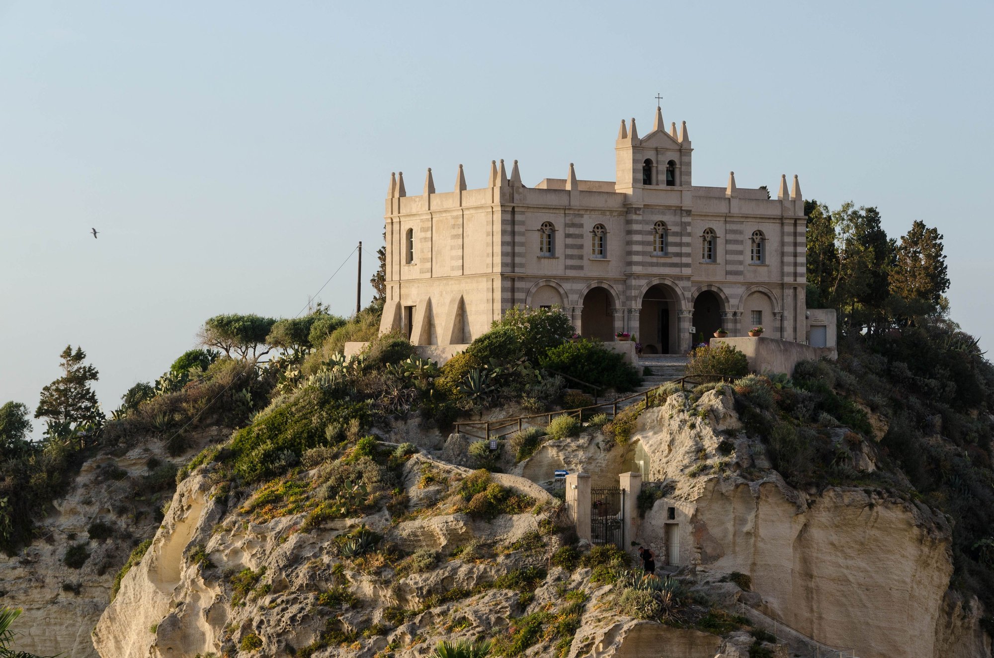 The zig-zag path takes one up to a peaceful place. Sanctuary is an apt word. One goes for the views plus the modest garden out back. Modest it may be, but the peaceful vibe there is very tangible and very welcome. As you know, we were there during spring. But one imagines that during the crowded, high summer season this garden is a veritable escape.