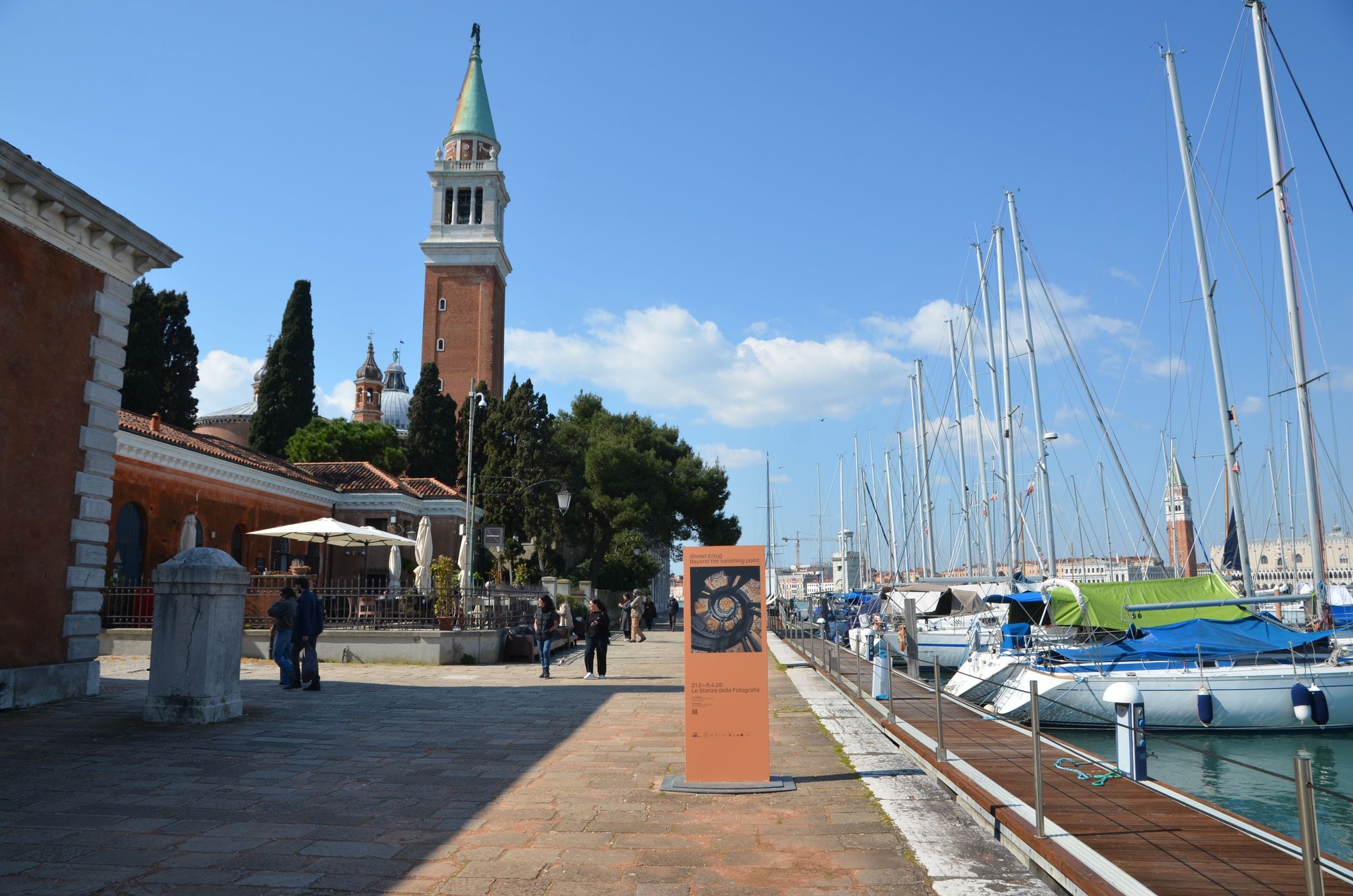San Giorgio Maggiore, cafe and port