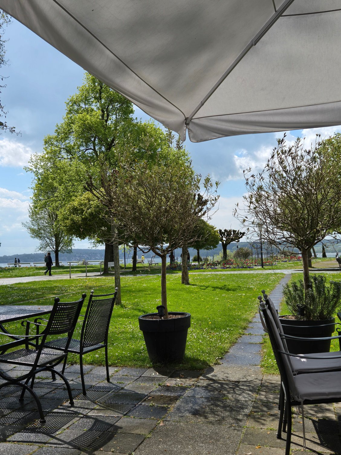 Restaurant view