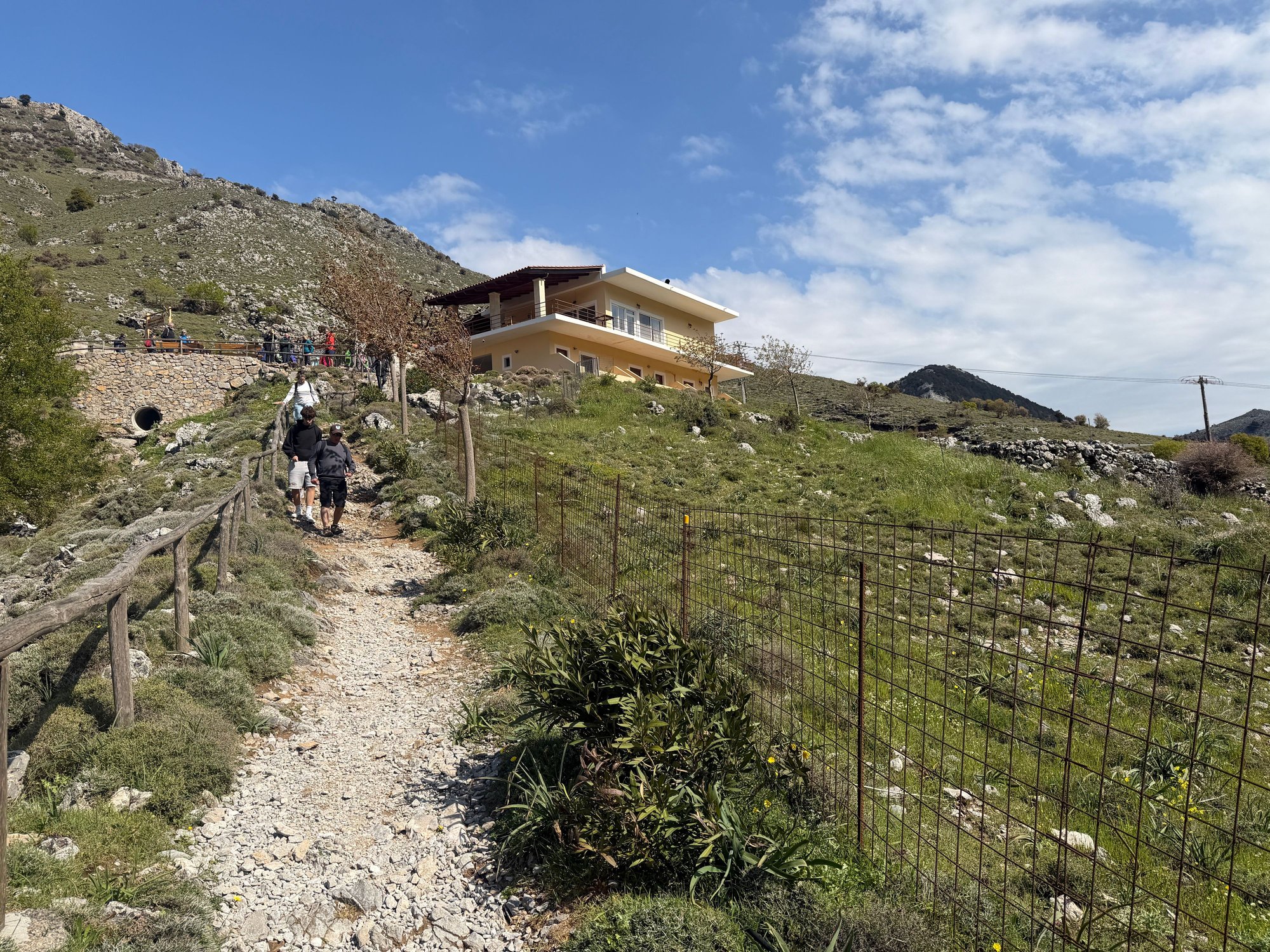 Looking back the trail, cafeteria is up on the hill