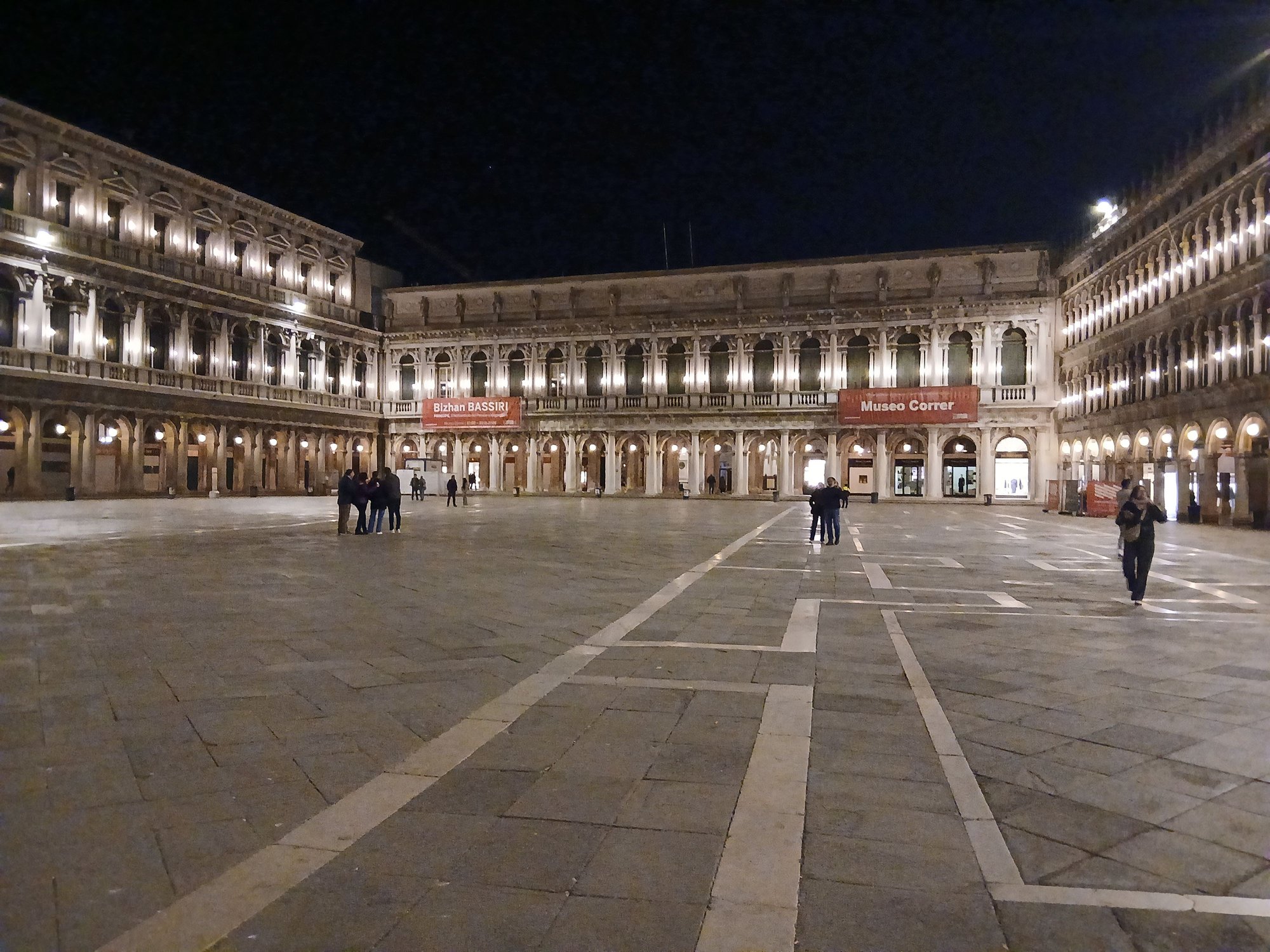 Piazza San Marco after 9 pm (sorry for the quality, smartphone)