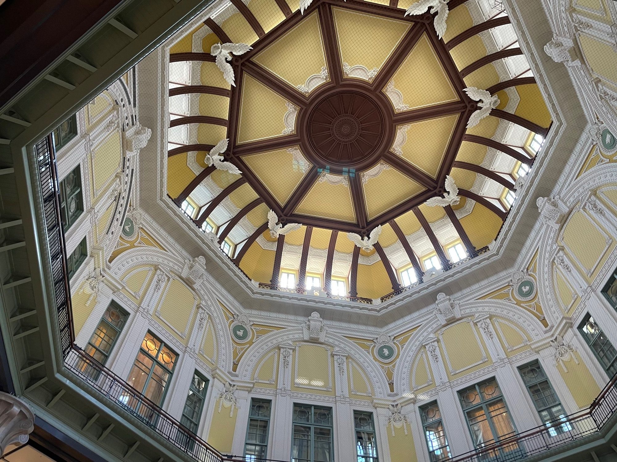 Inside the Tokyo Station