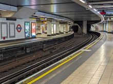  A very quiet Mansion House station