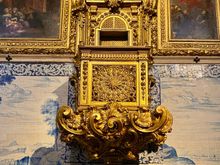 Very gold church at the Tile museum