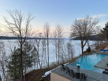 Time for my swim… Sandy is researching solar panels for my pool at home ☺️