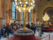 Parliament has 700 rooms. It is the largest building in Hungary