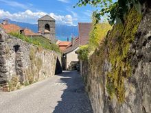 Into St Saphorin