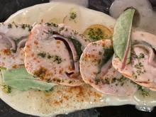 Chicken fillet with Metsovo smoked cheese and roasted potato cream