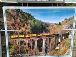 Other picture of the Pirenées (train jaune)