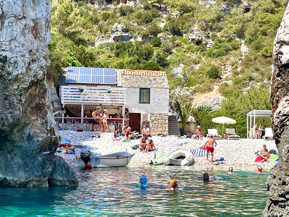 Beautiful swimming coves!