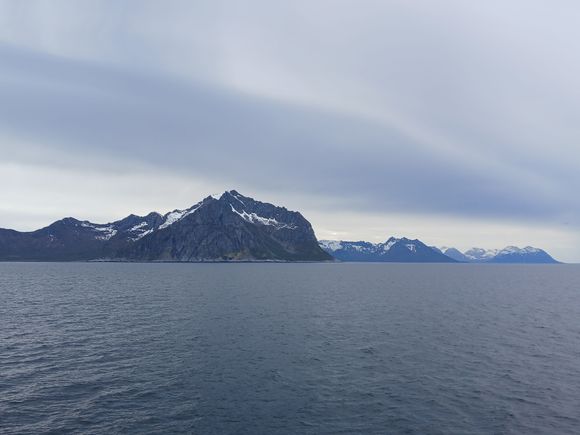 Onto the high seas, farewell Senja