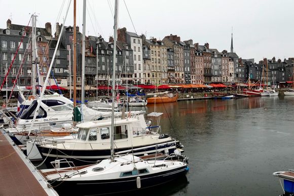 Honfleur harbor 