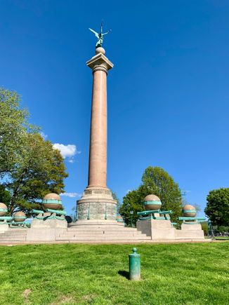 Civil War Monument honoring the fallen officers and soldiers of the Union armies. 