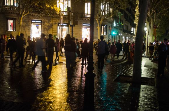 There was some unseasonal rain. Luckily, it occurred early on, while I was bedridden with fever and my wife was hack-coughing as never before. Seen above, trendy Passeig de Gracia which is the spine for La Ruta Modernisme in the Eixample (ay-SHAM-pluh).