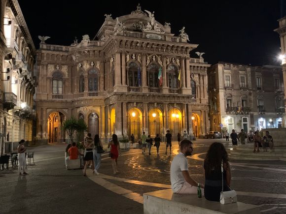 Piazza Bellini, featuring Catania’s grand opera house