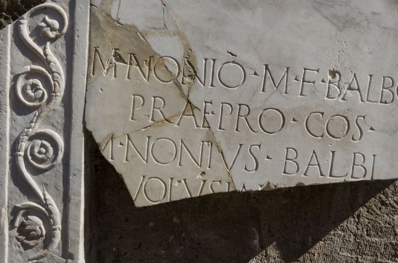 The Terrace of M. Nonius Balbus has statuary of that high-profile political leader. He died years before the eruption. He'd been Octavian's buddy and also praetor of Crete. Just below that terrace are the Fornici or Barrel Arched Boathouses, the 4 rooms containing the 340 skeletons of those victims who'd once sought beach-side refuge, unawares that volcanic threats would be ongoing (see above skeletons). Their poignant remains were discovered in 1980. Were they the rich 1% or were they slaves?