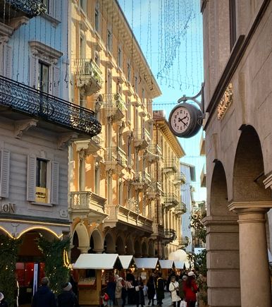 
Taken this afternoon. We had a smooth train ride to Lugano, some snow along the route but no delays, and then had a lovely lunch and did some final . Christmas shopping. Bright sunshine in Lugano and brisk but not bone-chilling weather. Next week: Gstaad, Scuol, and maybe Wengen or Zermatt