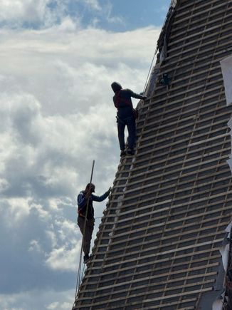 A close-up view - I wouldn't want their job!