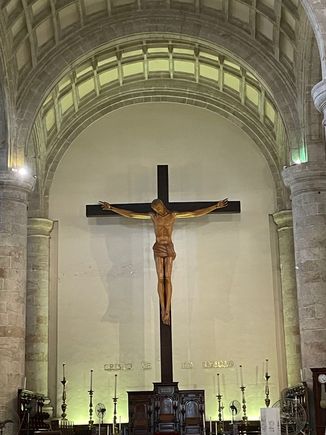 Altar with the biggest Crucifix
