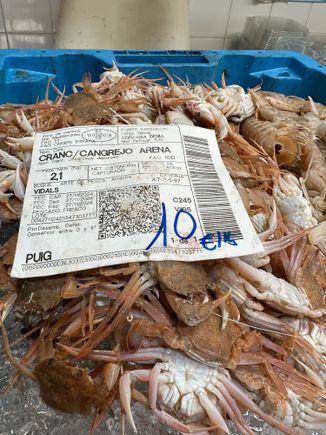 More tiny crabs.....ready to bread lightly and fry