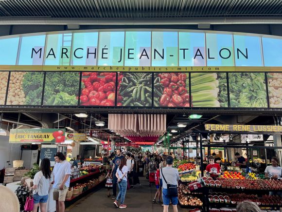 The obligatory photo of the entrance to the Jean-Talon Market