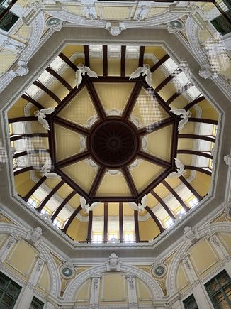 Dome in old part of the train station