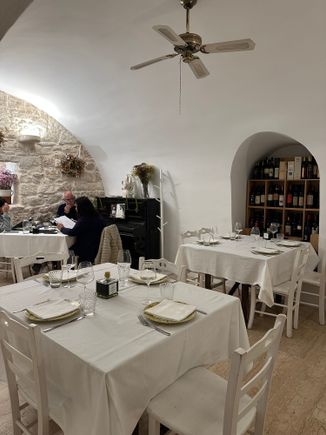 Dining room; people were lined up to enter at opening time--7:30pm.  I noticed that many local places open at that time, and many in Bari as well.